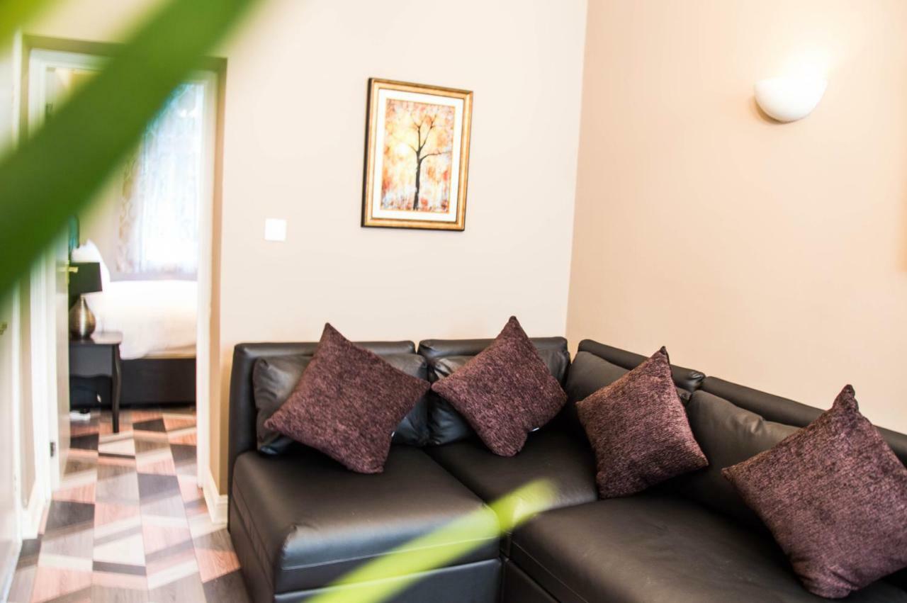 Montgomery Apartments - Crighton Edimburgo Esterno foto
